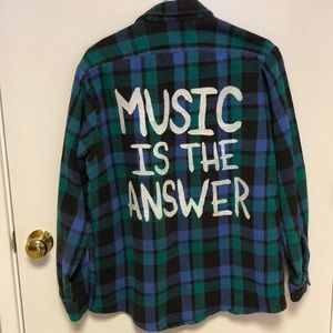 Jac Vanek Flannel